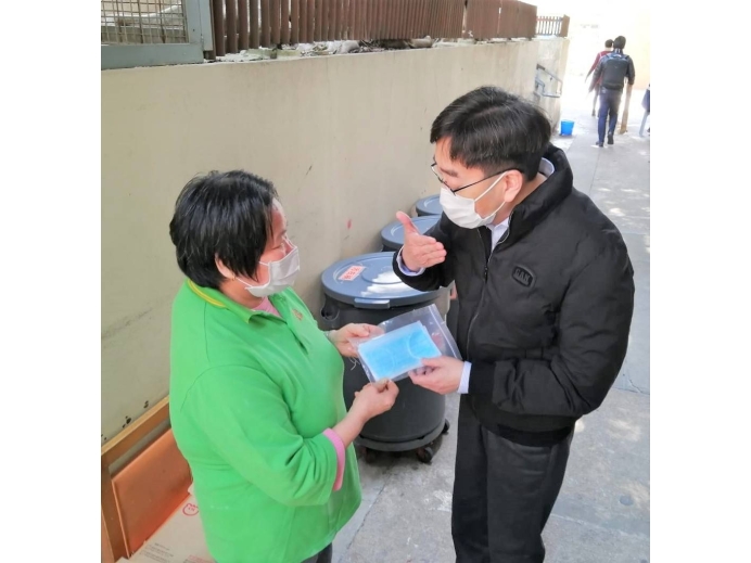 35ed9a3b-1208-49de-8e07-e35be646bd4a